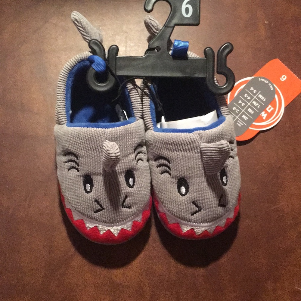 Shark Slippers - Picture 1 of 2